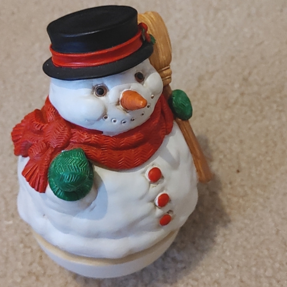 Rare San Francisco music box Co. Musical snowman, Mislabled.. Collectable